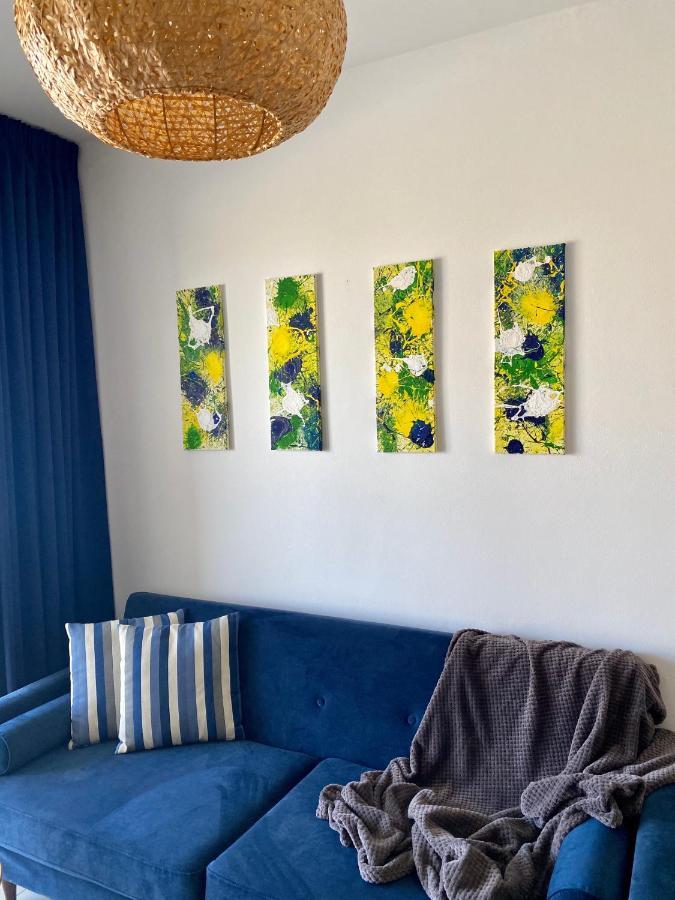 Fat Cow Apartment 102 Livadhia Екстериор снимка